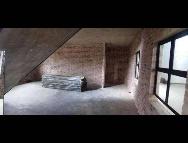 INDUSTRIAL PROPERTY TO RENT IN N4 GATEWAY INDUSTRIAL PARK